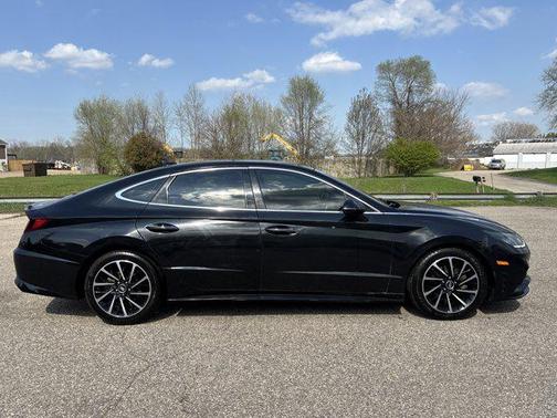 Phantom Black 2020 Hyundai SONATA SEL Plus