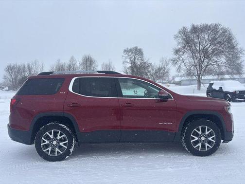 2023 GMC Acadia AWD SLT
