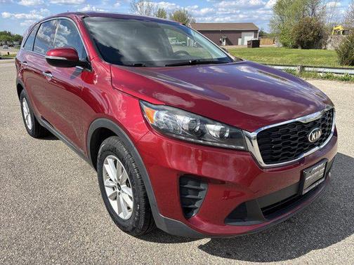 Passion Red 2019 Kia Sorento LX