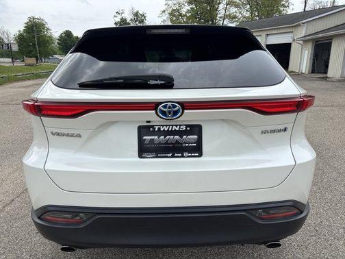 Blizzard Pearl 2021 Toyota Venza LE