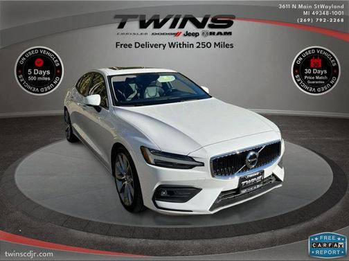 2021 Volvo S60 T6 Momentum