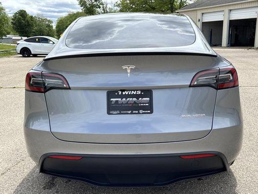 Stealth Grey 2025 Tesla Model Y Performance Dual Motor All-Wheel Drive