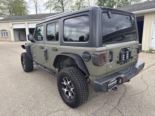 Black Clearcoat 2018 Jeep Wrangler Unlimited Sahara