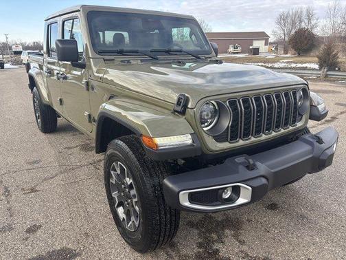 2026 Jeep Gladiator Sahara 4x4
