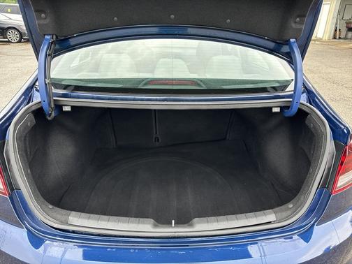Lakeside Blue 2020 Hyundai ELANTRA SEL