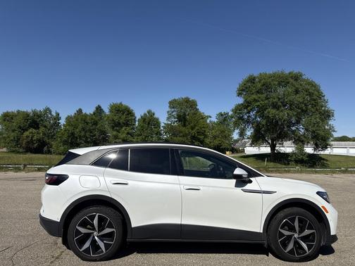 Opal White Pearl 2023 Volkswagen ID.4 AWD Pro S
