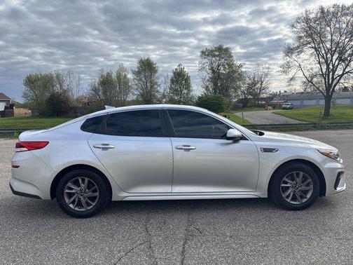 Sparkling Silver 2020 Kia Optima LX