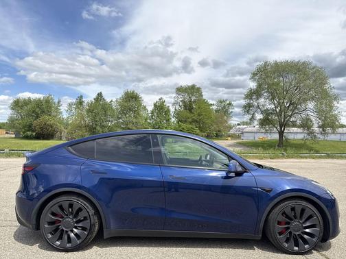 Deep Blue Metallic 2021 Tesla Model Y Performance Dual Motor All-Wheel Drive