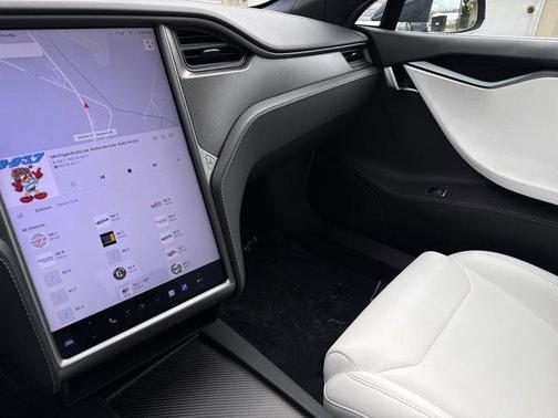 2020 Tesla Model S Performance