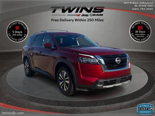 2023 Nissan Pathfinder SL 4WD
