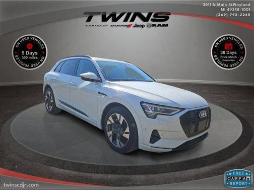 2021 Audi e-tron Premium