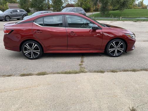 Scarlet Ember Tintcoat 2023 Nissan Sentra SR