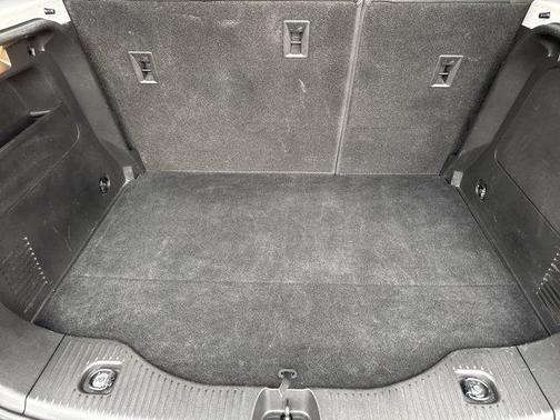 Shadow Gray Metallic 2021 Chevrolet Trax LT