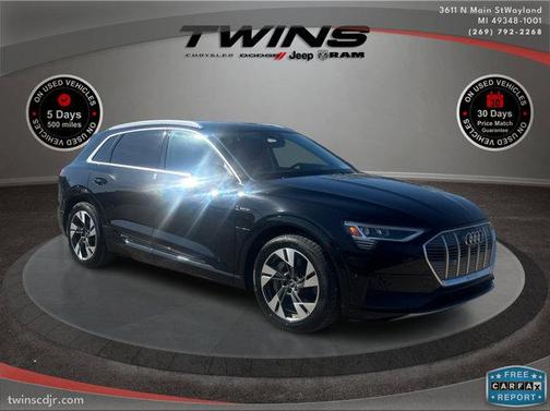 2021 Audi e-tron Premium Plus