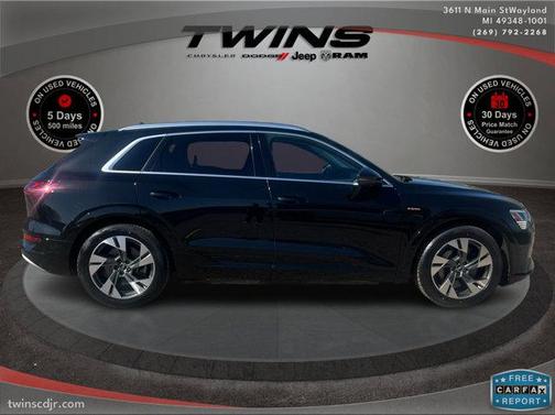 2021 Audi e-tron Premium Plus