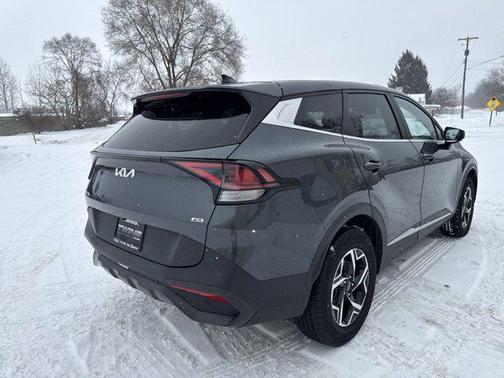 2023 Kia Sportage LX