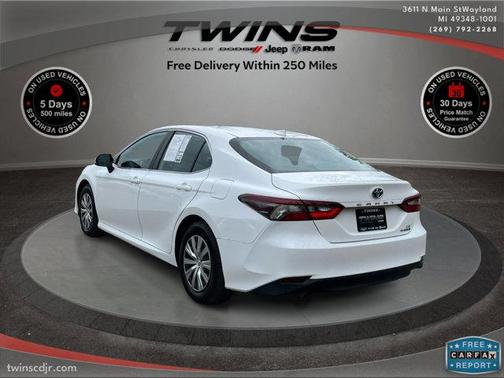 2022 Toyota Camry LE