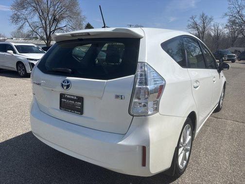 Super White 2012 Toyota Prius v Five