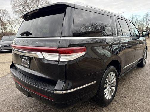 2024 Lincoln Navigator Premiere