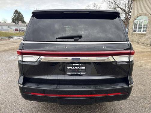 2024 Lincoln Navigator Premiere