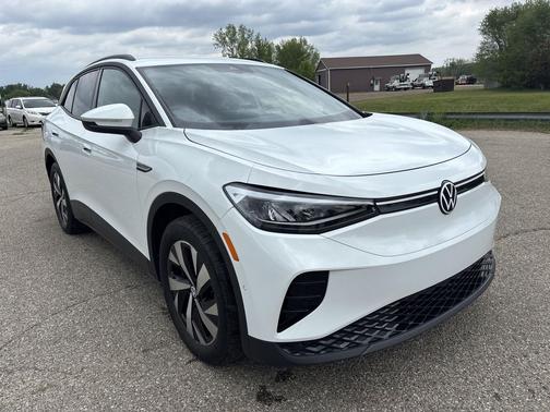 Pure White 2023 Volkswagen ID.4 Pro