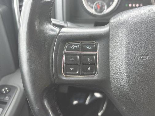 Brilliant Black Crystal Pearlcoat 2016 RAM 2500 Big Horn