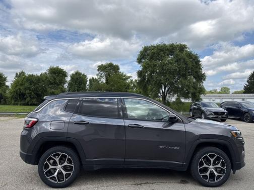 Baltic Gray Metallic Clearcoat 2024 Jeep Compass Limited