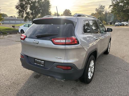 Billet Silver Metallic Clearcoat 2018 Jeep Cherokee Latitude Plus
