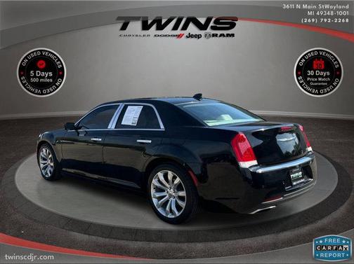 2015 Chrysler 300C Base