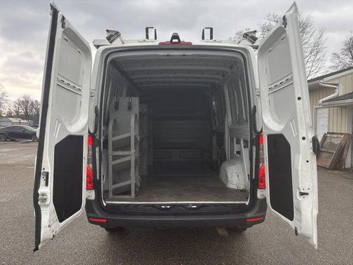 White 2021 Mercedes-Benz Sprinter 1500 Standard Roof I4