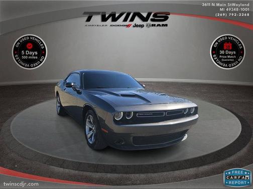 2019 Dodge Challenger SXT