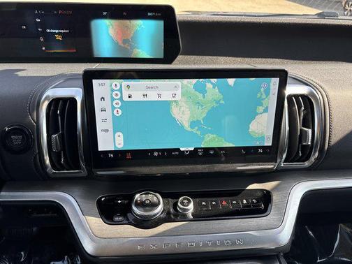 Agate Black Metallic 2025 Ford Expedition Platinum