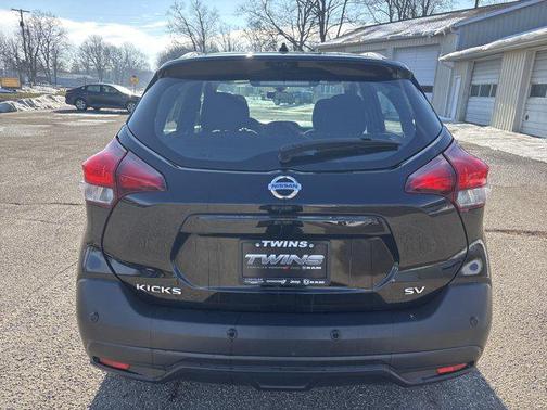 2020 Nissan Kicks SV