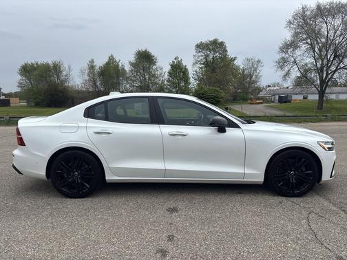 Crystal White Metallic 2024 Volvo S60 B5 Plus Black Edition