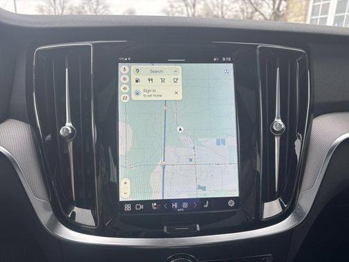 2024 Volvo S60 B5 Plus Black Edition