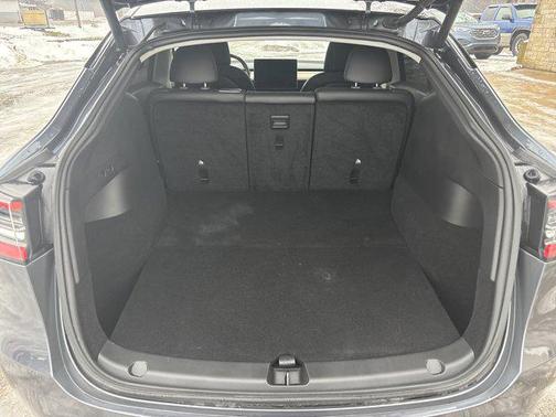 2021 Tesla Model Y Standard Range Rear-Wheel Drive