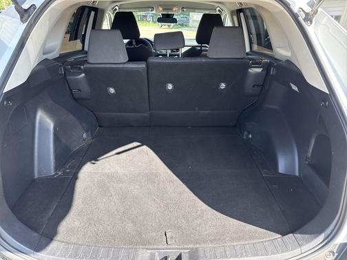 Super White 2019 Toyota RAV4 LE