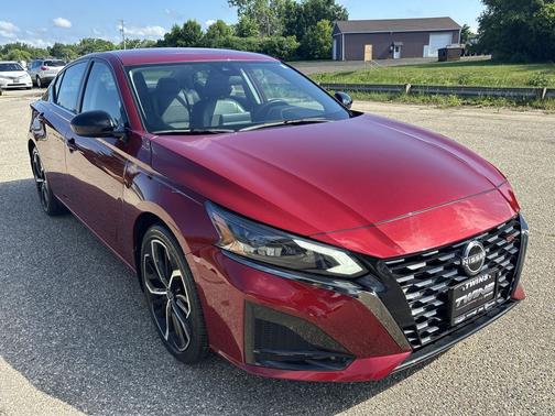 Scarlet Ember Tintcoat 2023 Nissan Altima SR FWD