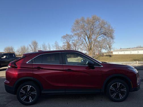 2023 Mitsubishi Eclipse Cross SE