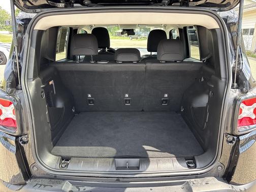 Black Clearcoat 2020 Jeep Renegade Altitude