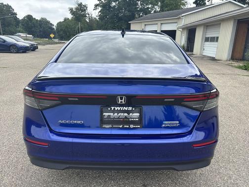 Still Night Pearl 2023 Honda Accord Hybrid Sport