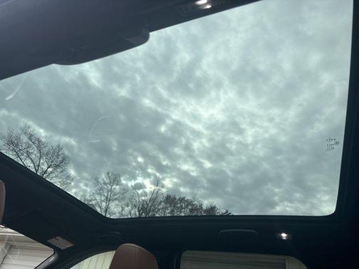 2017 Land Rover Discovery Sport HSE LUX