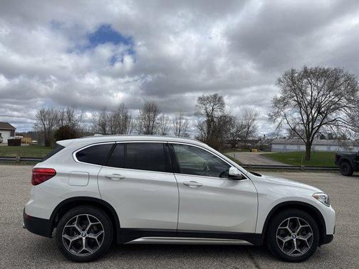 Alpine White 2019 BMW X1 xDrive28i