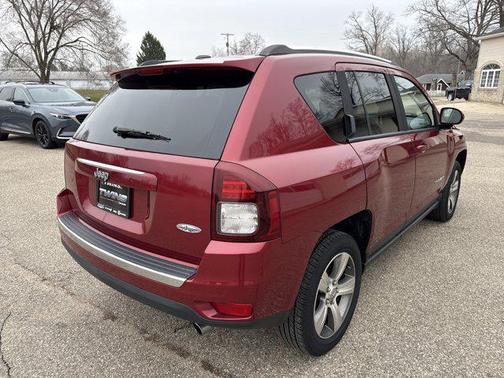Granite Crystal Metallic Clearcoat 2017 Jeep Compass High Altitude
