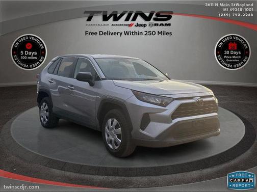 2022 Toyota RAV4 LE