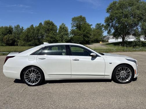 Crystal White Tricoat 2018 Cadillac CT6 3.6L Luxury