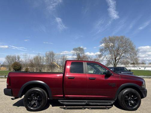 Delmonico Red Pearlcoat 2021 RAM 1500 Classic Warlock Quad Cab 4x2 6'4' Box
