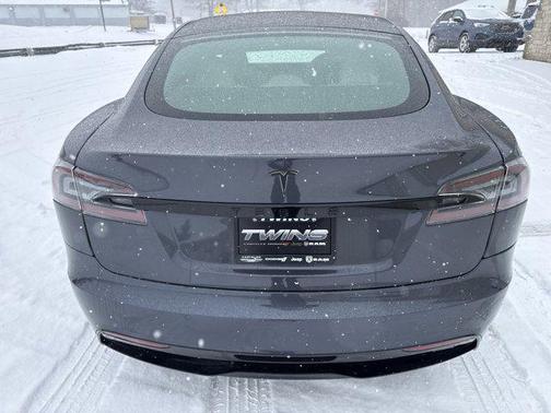 2021 Tesla Model S Long Range