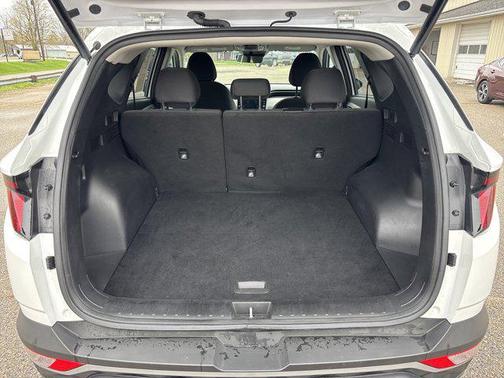 White Pearl 2024 Hyundai TUCSON SEL