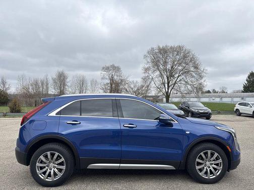Wave Metallic 2023 Cadillac XT4 Premium Luxury
